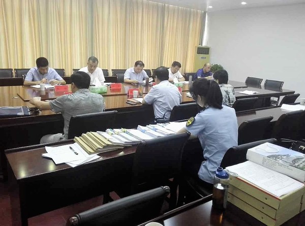 市委常委、副市长束学龙到舒城县督查指导童车童床质量安全集中整治工作