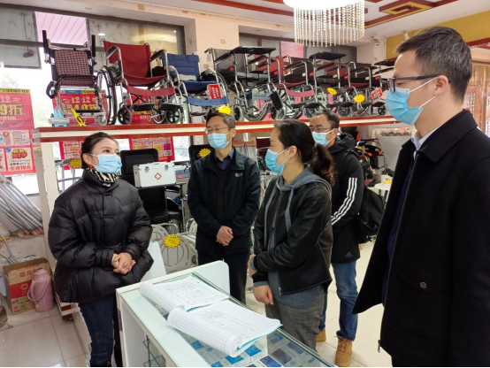 六安市金安区委副书记区长黄媛媛调研食品药品安全和食安安徽